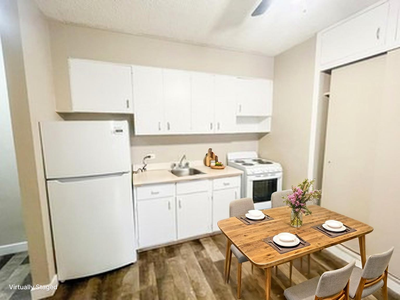 Victoria Apartments - Photo 3 of 20