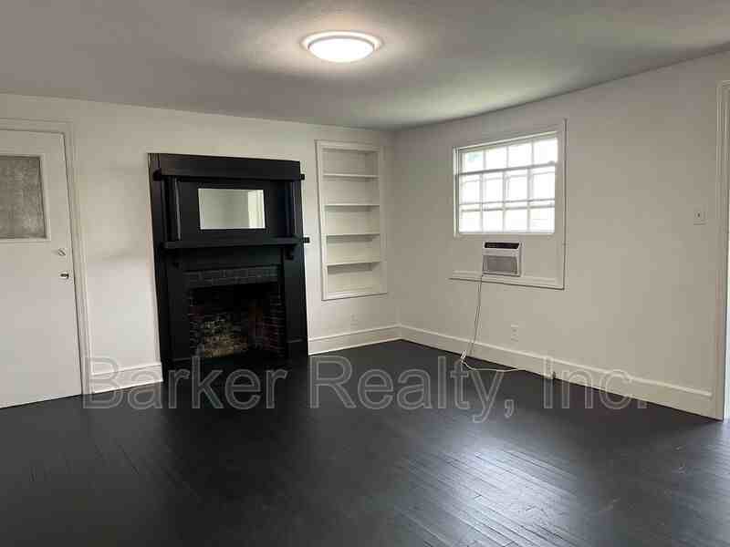 1014 Gorman St - Photo 2 of 9