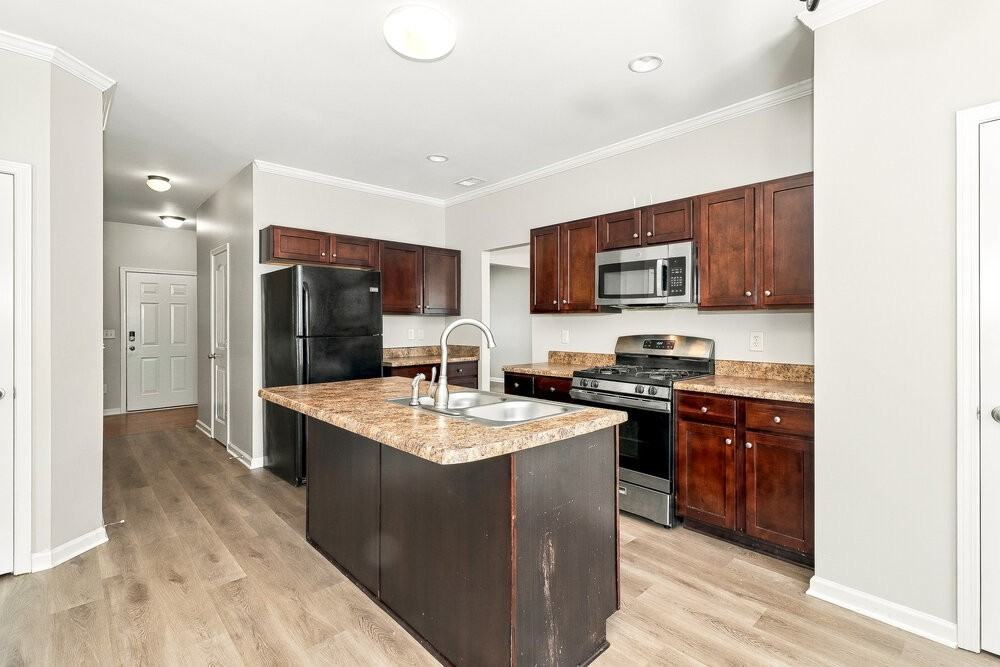 73 Hamil Ct Nw - Photo 7 of 17