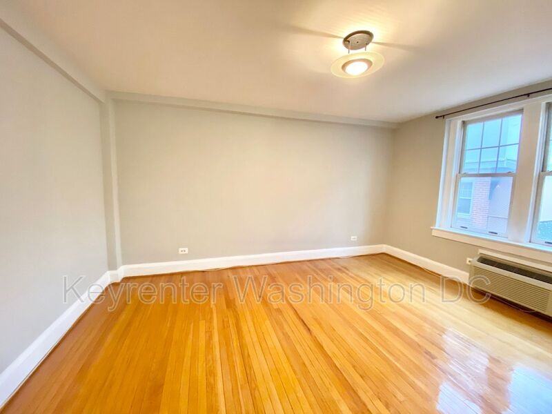 2410 20th St Nw #103 - Photo 7 of 22