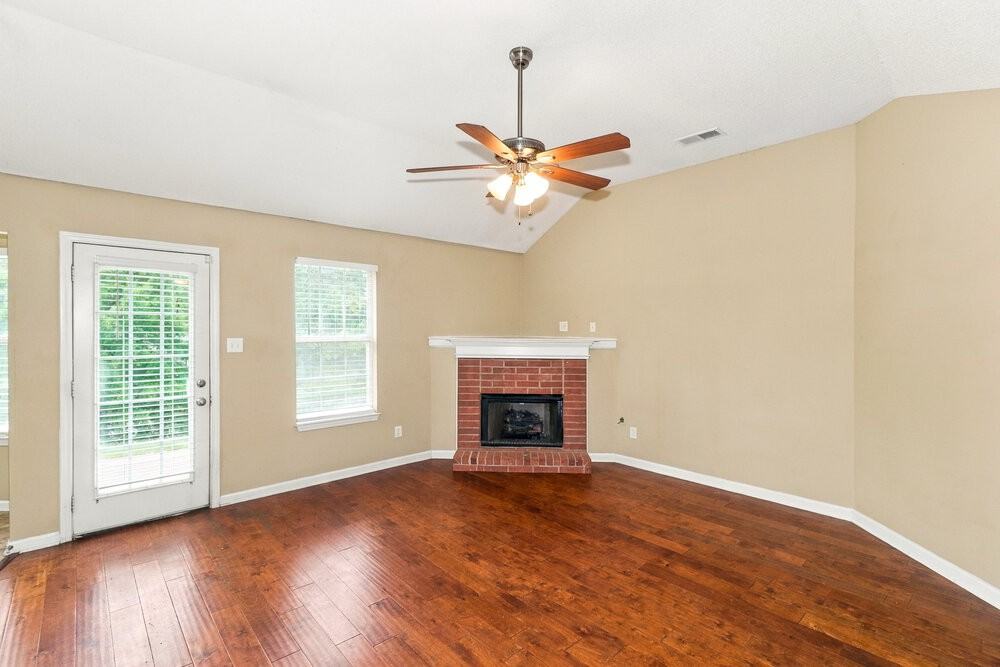 2709 Green Turtle Trl E - Photo 4 of 16