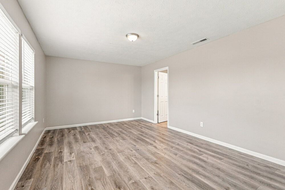 3423 Grove Berry Ln - Photo 7 of 17