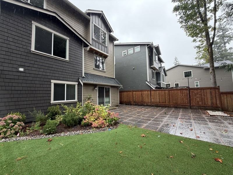 24743 Se 17th Pl - Photo 2 of 14