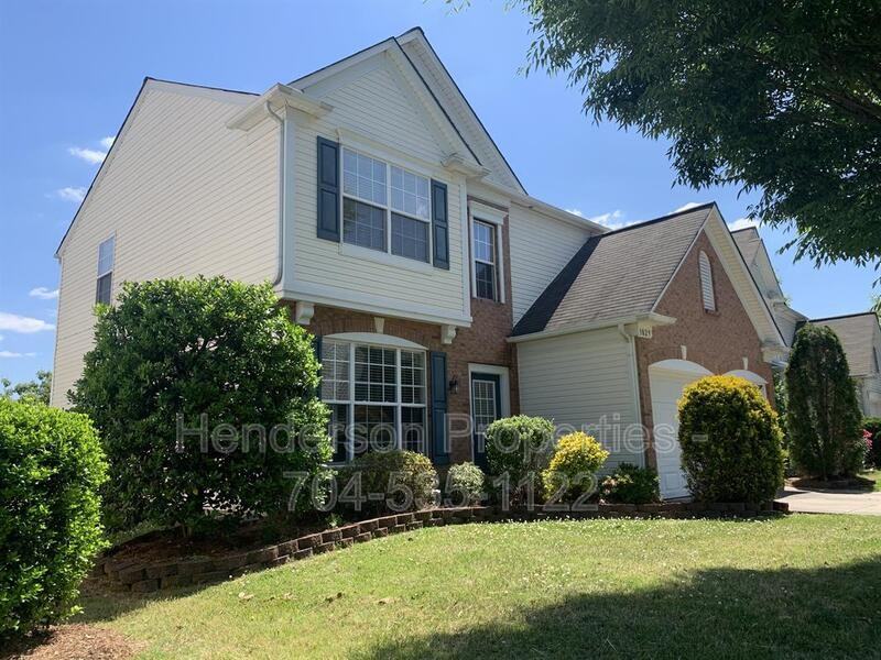 3029 Azalea Hills Dr - Photo 2 of 24