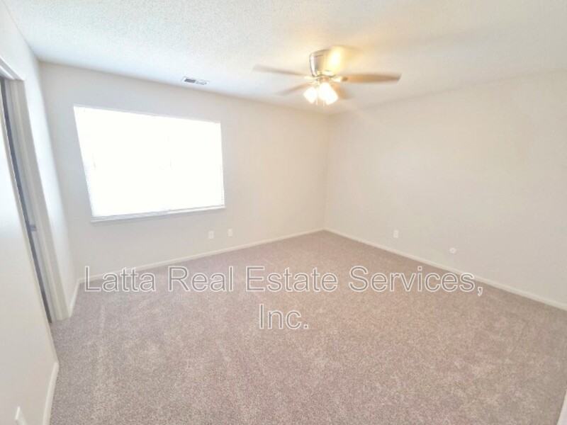 12500 E 40th St S #C - Photo 5 of 6