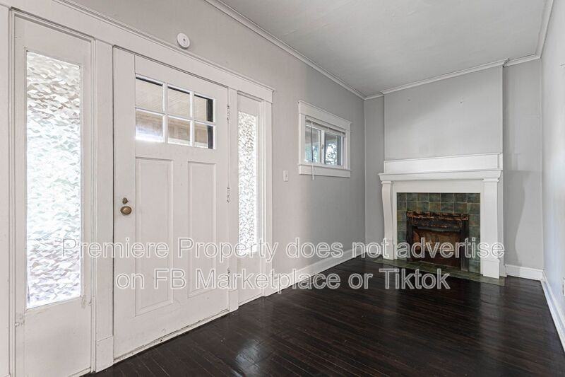 573 S Crescent Ave - Photo 3 of 15
