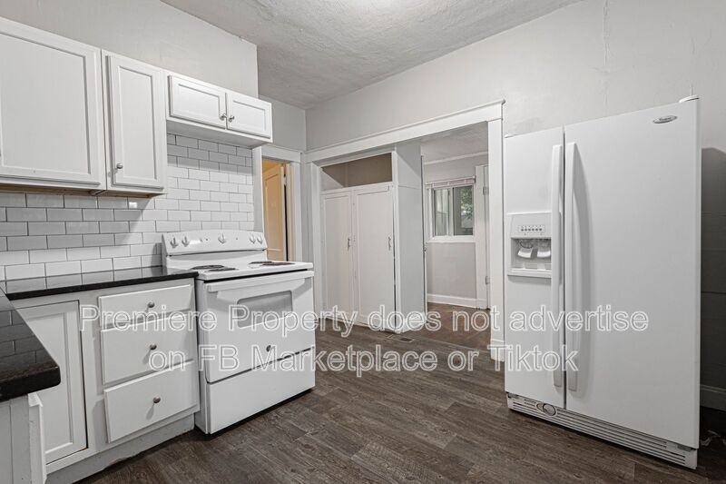 573 S Crescent Ave - Photo 7 of 15
