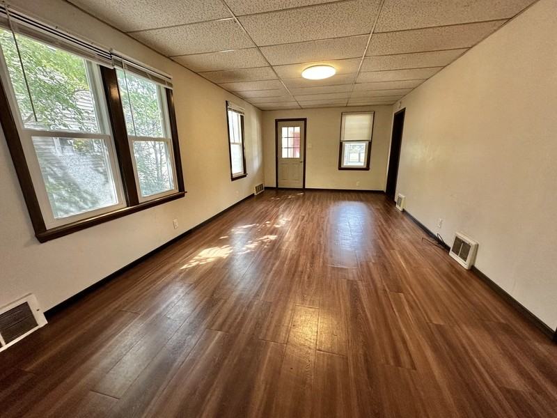606 N Baird St - Photo 6 of 19