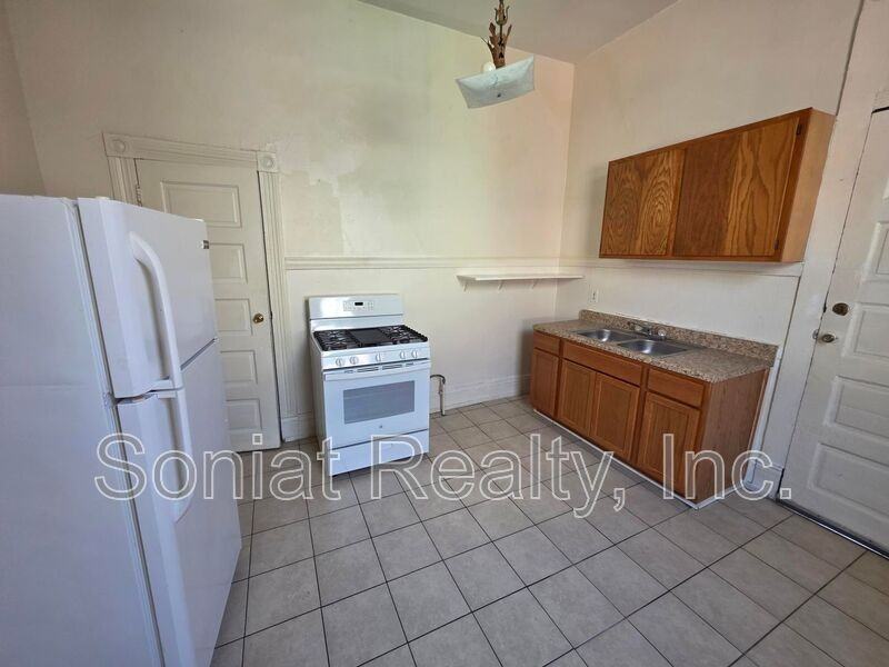 3032 Palmyra St - Photo 6 of 8