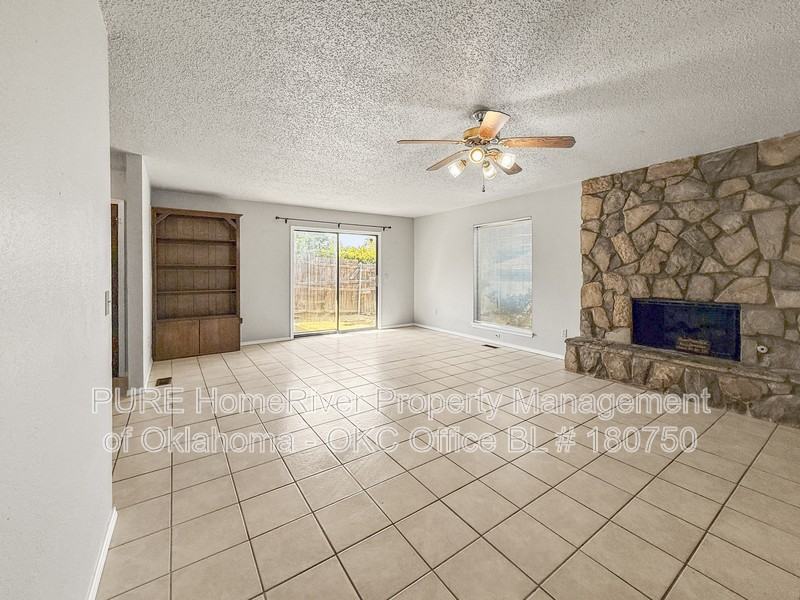 7206 Kings Manor Ct - Photo 5 of 19