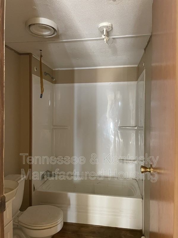 220 Eller Dr - Photo 3 of 20