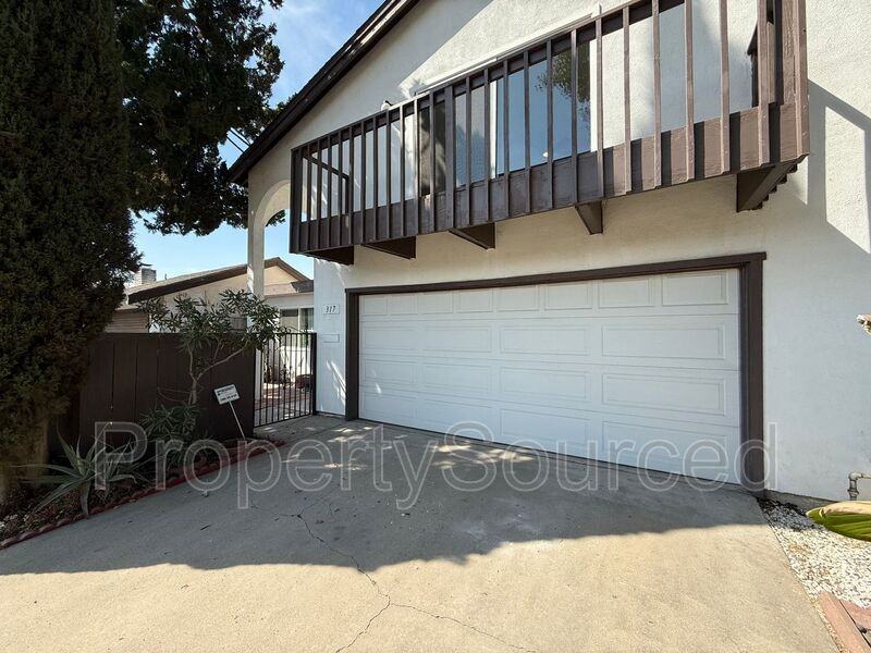317 De Vega Ct - Photo 2 of 45