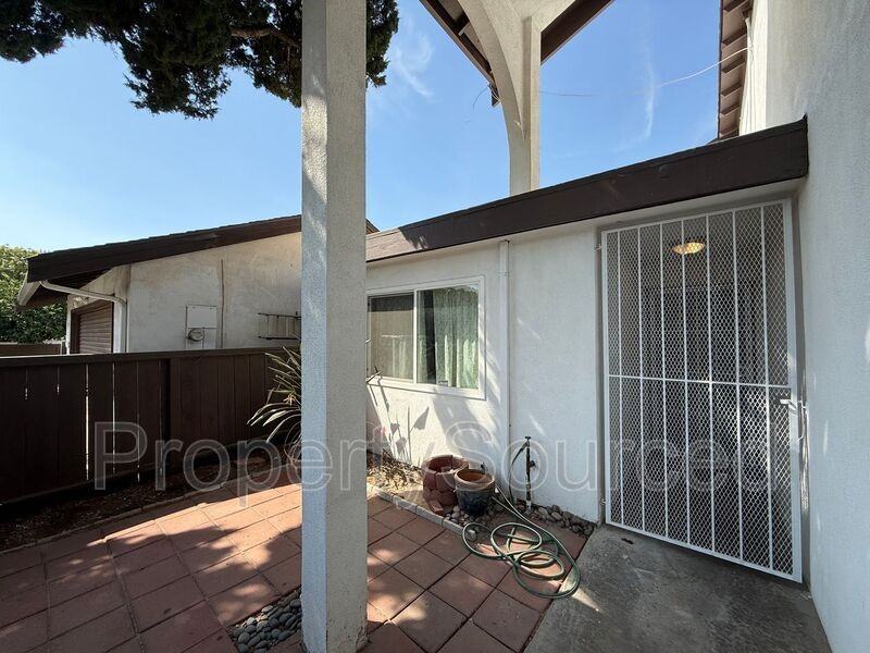317 De Vega Ct - Photo 5 of 45
