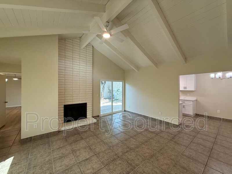 317 De Vega Ct - Photo 7 of 45