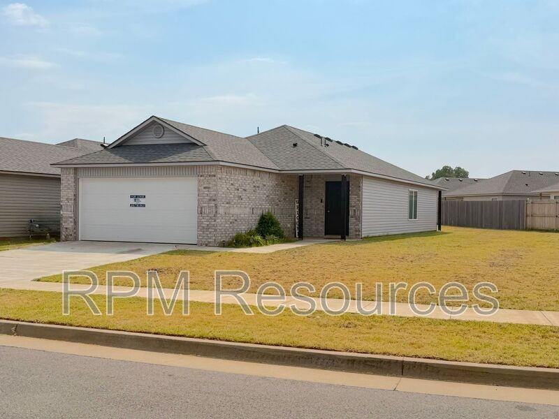 12020 Sw 32nd St - Photo 3 of 6