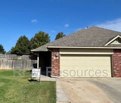 13821 Oxford Dr - Photo 1 of 1