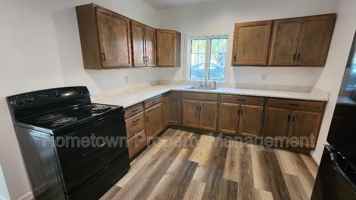 featured image of 252 River Rd #B