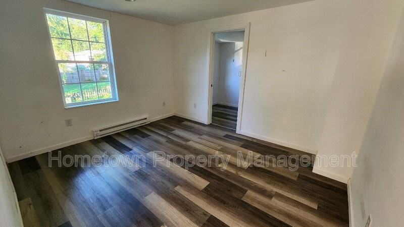 252 River Rd #B - Photo 5 of 8