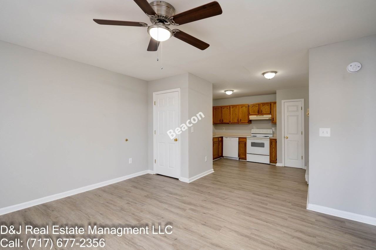 Beacon Apartments - Photo 4 of 29