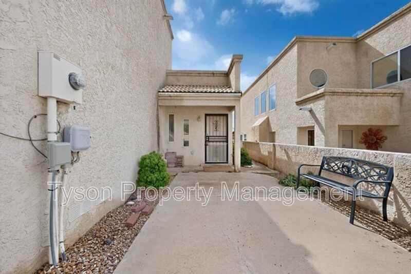 10008 Del Chaparral Ct Ne - Photo 4 of 27