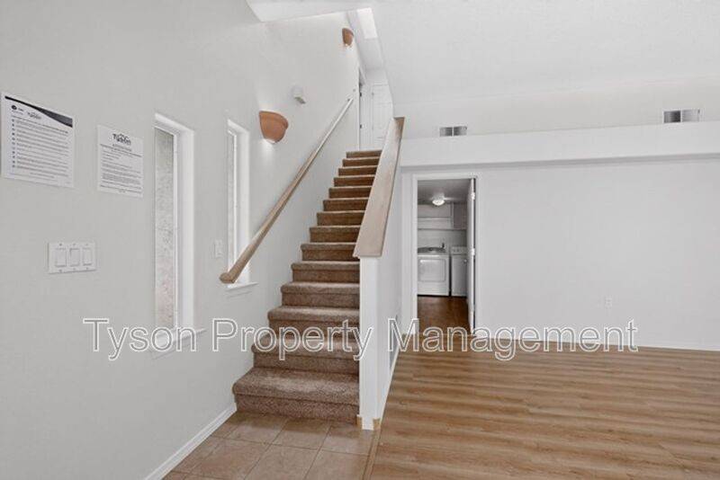 10008 Del Chaparral Ct Ne - Photo 5 of 27