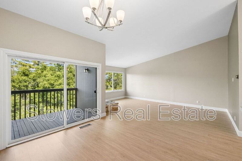 1463 Ashwood Dr - Photo 7 of 39