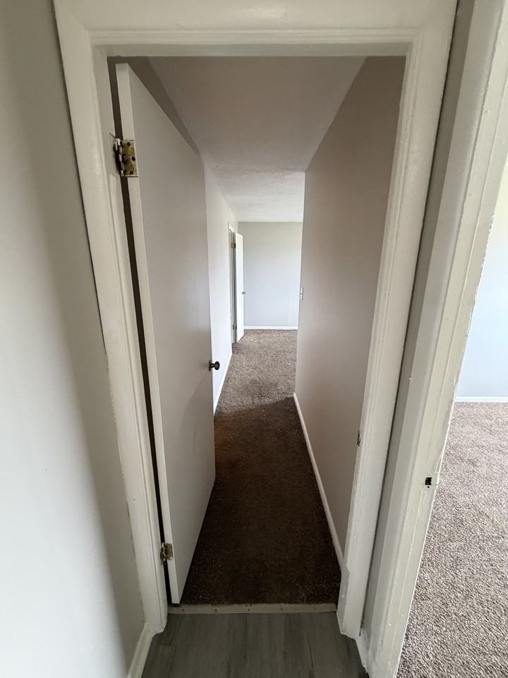 6400 Kingsdale Boulevard - Photo 7 of 22