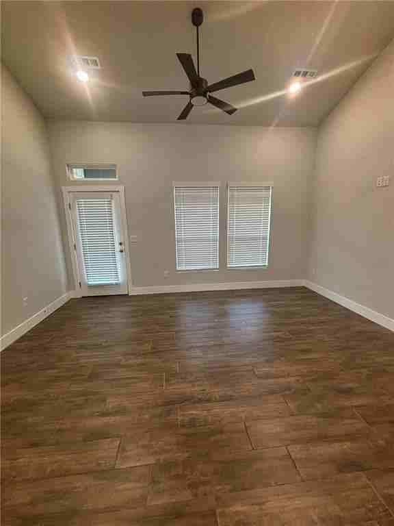 471 Azurite Road - Photo 2 of 19