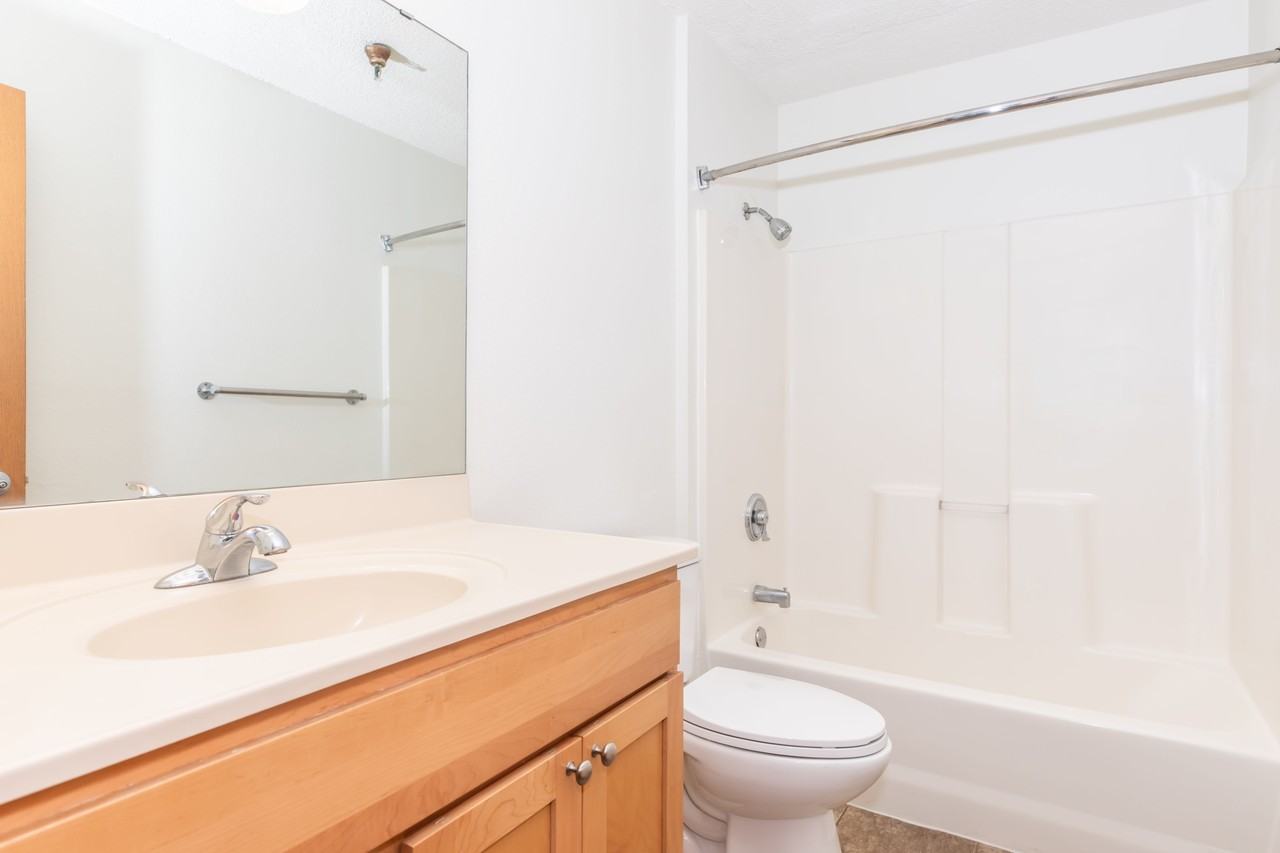 Essex Place - 931 - Photo 6 of 50