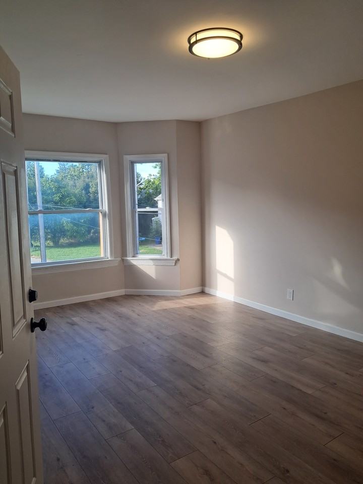 10417 Columbia Avenue - Photo 6 of 50
