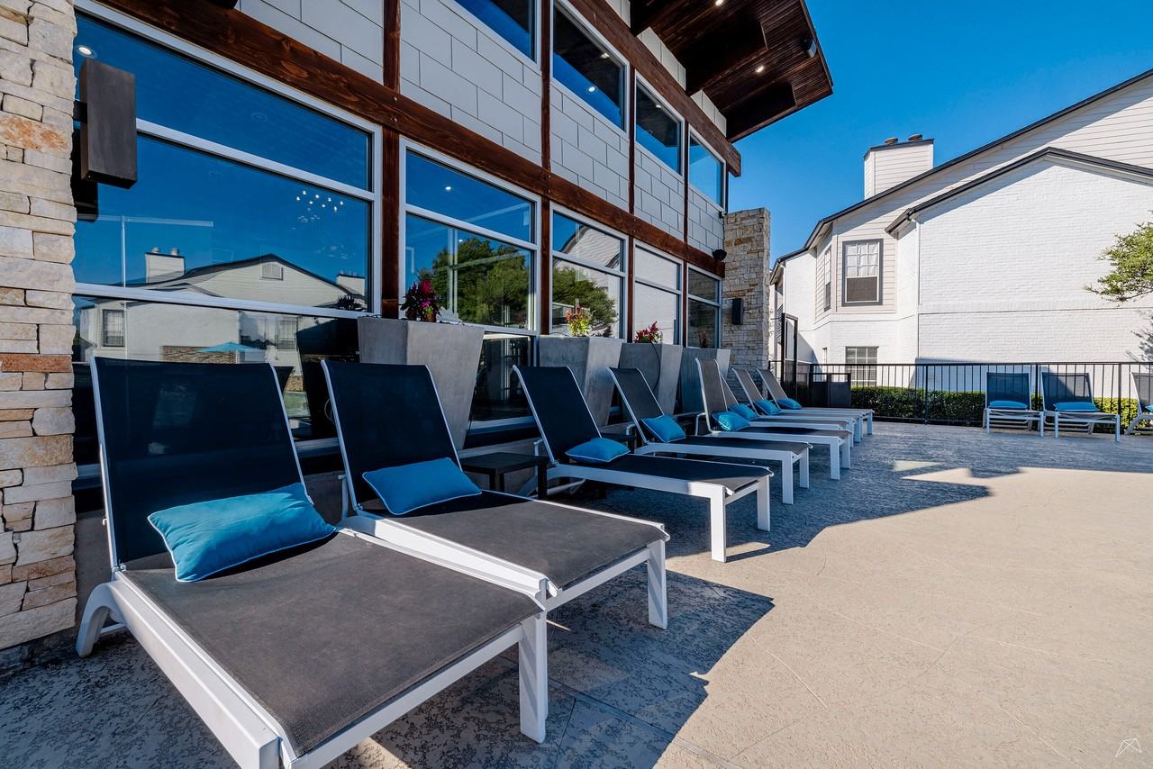 Veridian Place - Photo 5 of 45