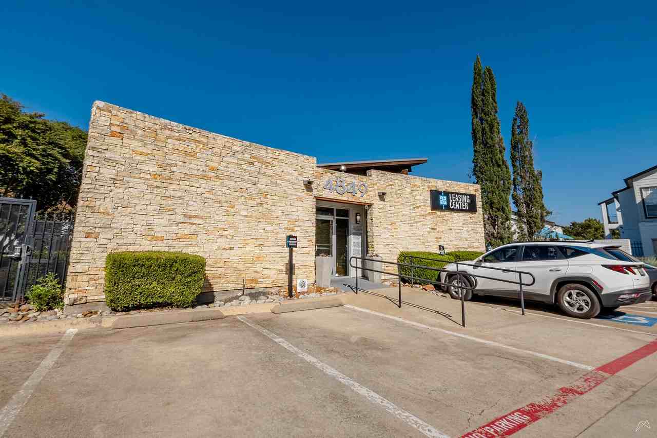 Veridian Place - Photo 7 of 45