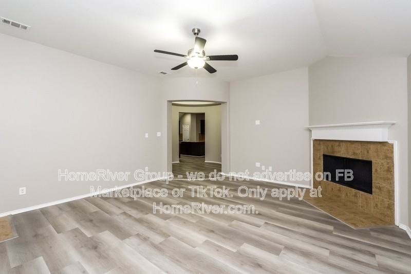 1520 Birds Eye Rd - Photo 3 of 22