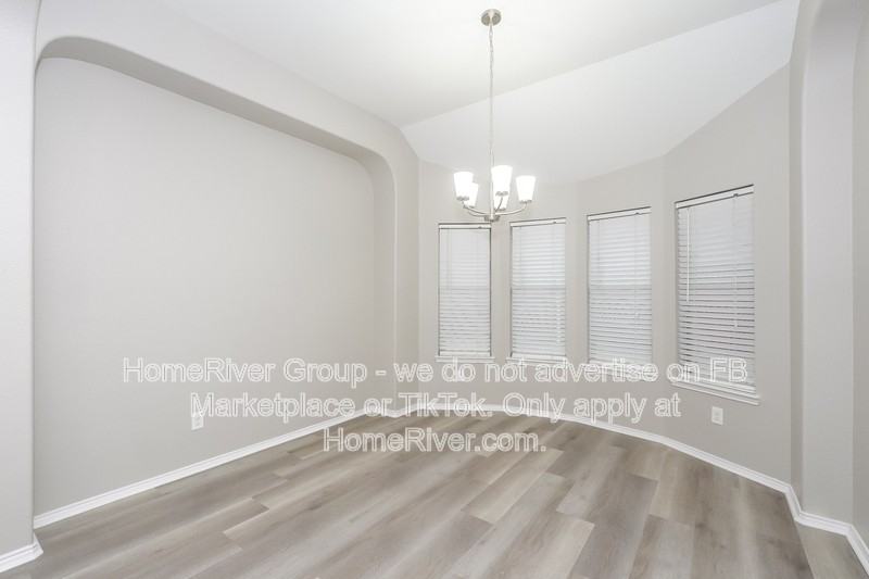 1520 Birds Eye Rd - Photo 4 of 22