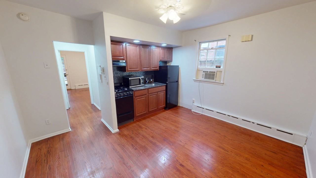413 Pine Street, Philadelphia, PA 19107 - Photo 4 of 11