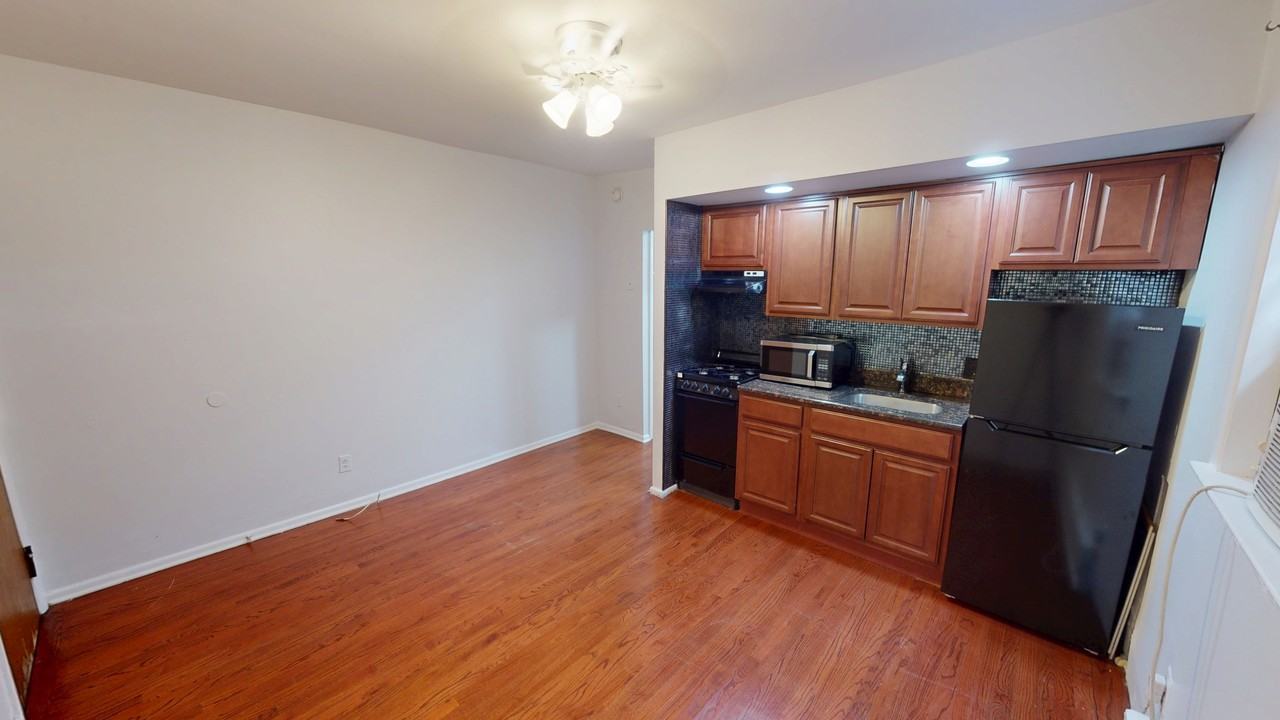413 Pine Street, Philadelphia, PA 19107 - Photo 5 of 11