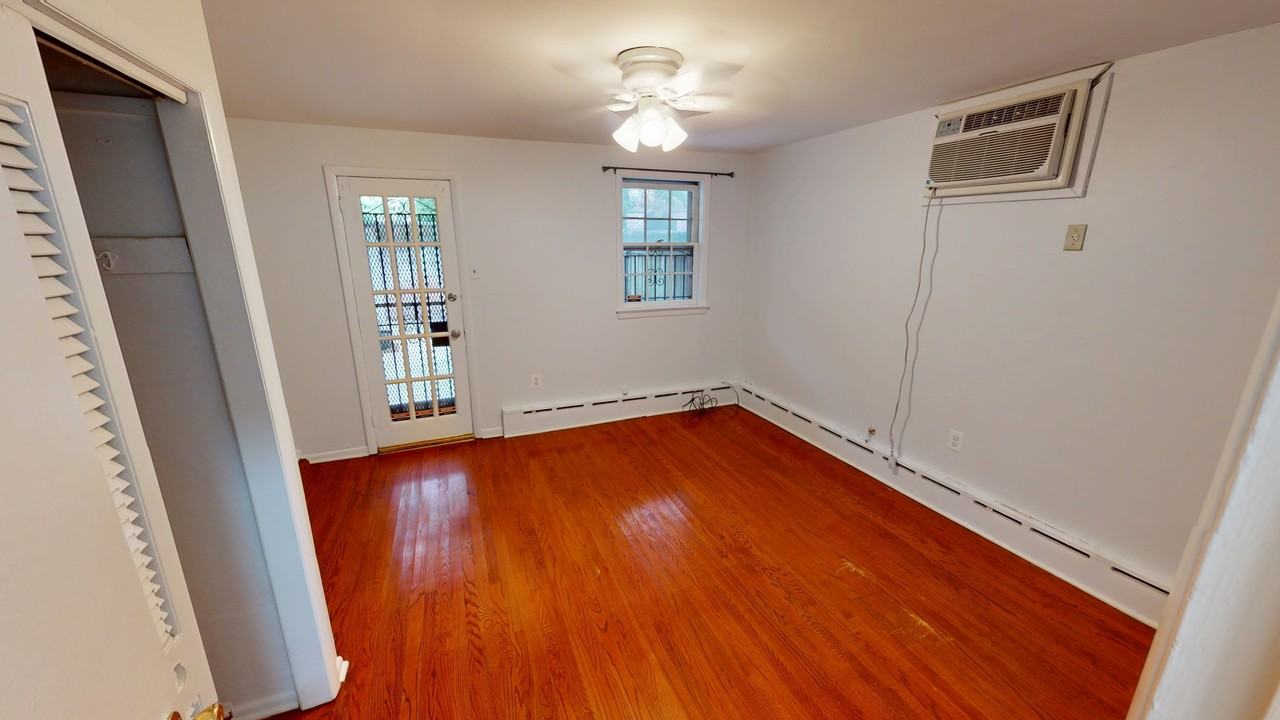 413 Pine Street, Philadelphia, PA 19107 - Photo 6 of 11