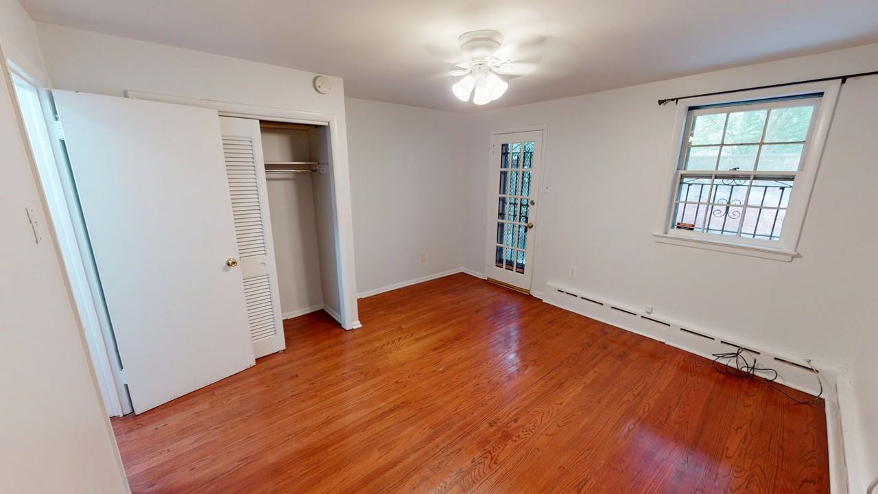413 Pine Street, Philadelphia, PA 19107 - Photo 7 of 11