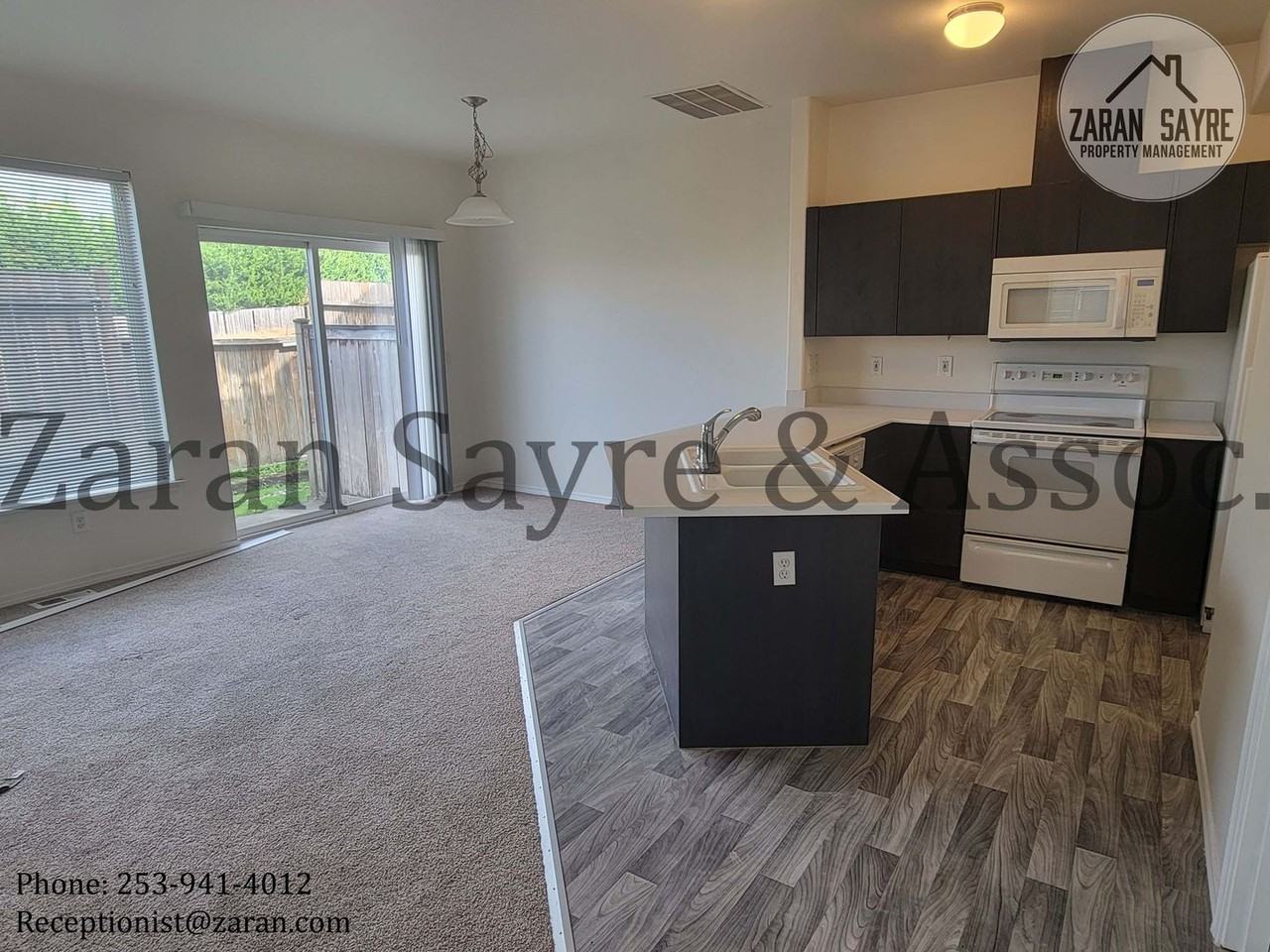 2752 Comet St - Photo 3 of 21