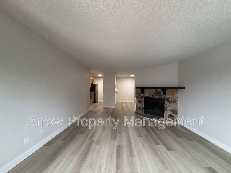 2334 N 44th St #17 - Photo 7 of 21