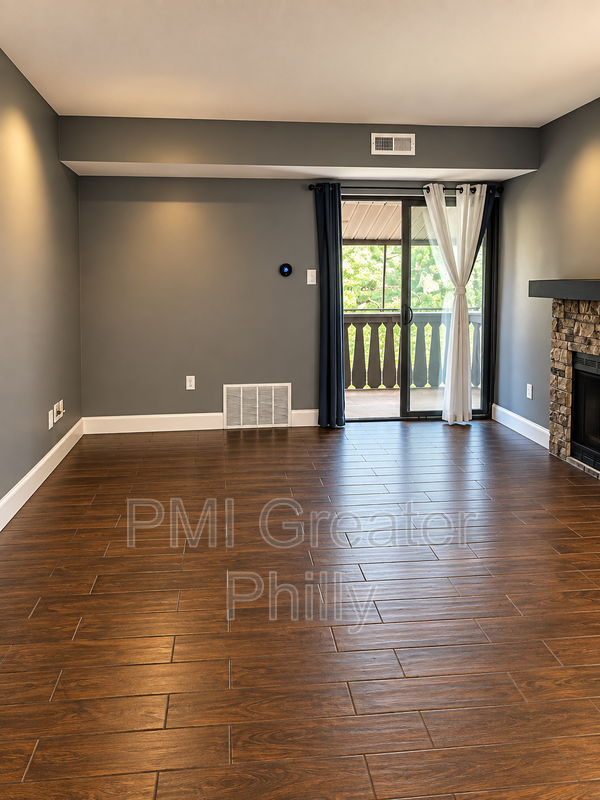 407 Shawmont Ave #C - Photo 4 of 15