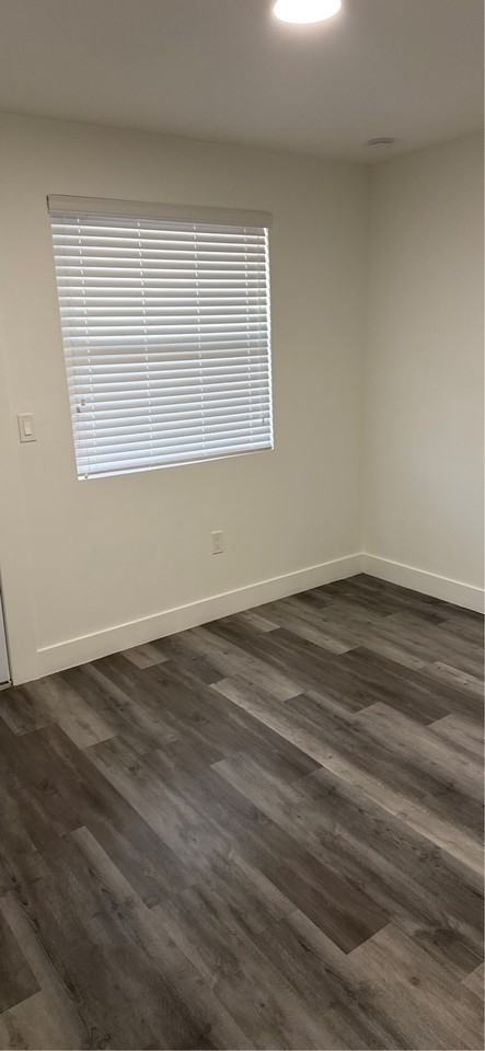 6040 Northwest 12th Avenue - Photo 5 of 15