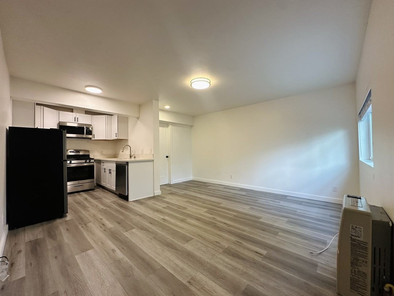 201 Ladera Street - Photo 3 of 5