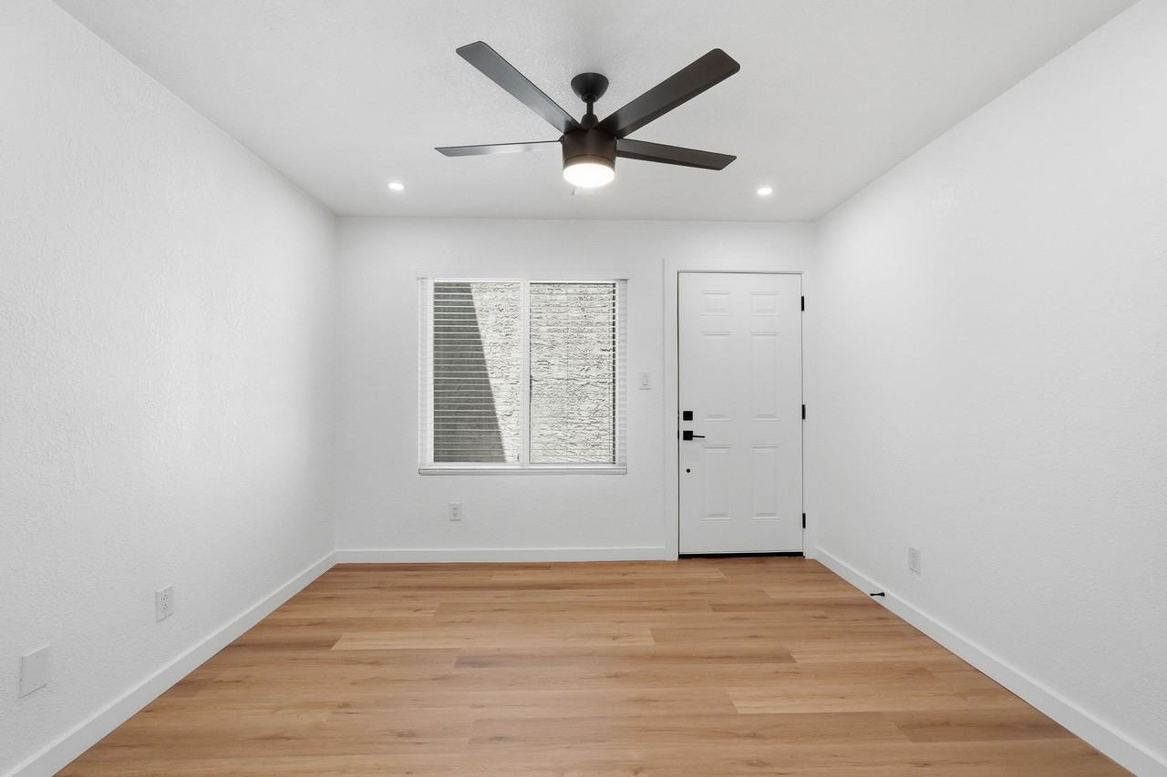 3738 East McDowell Road - Photo 4 of 48