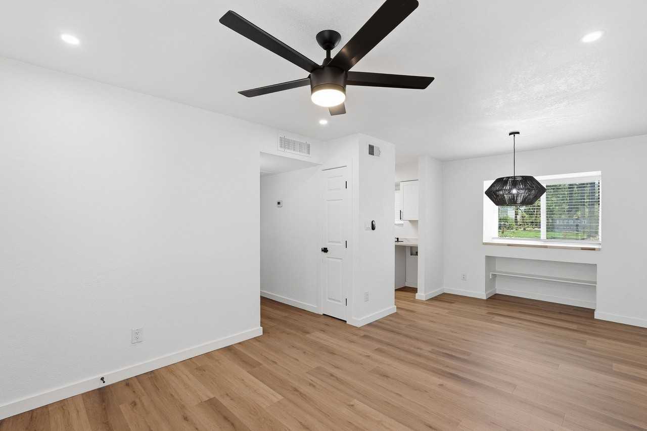 3738 East McDowell Road - Photo 5 of 48
