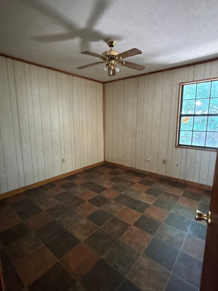 9 North Main Street - Photo 4 of 8
