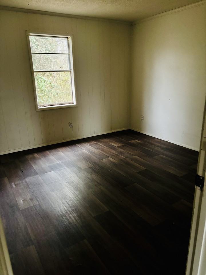 1029 North McLemore Avenue - Photo 6 of 6