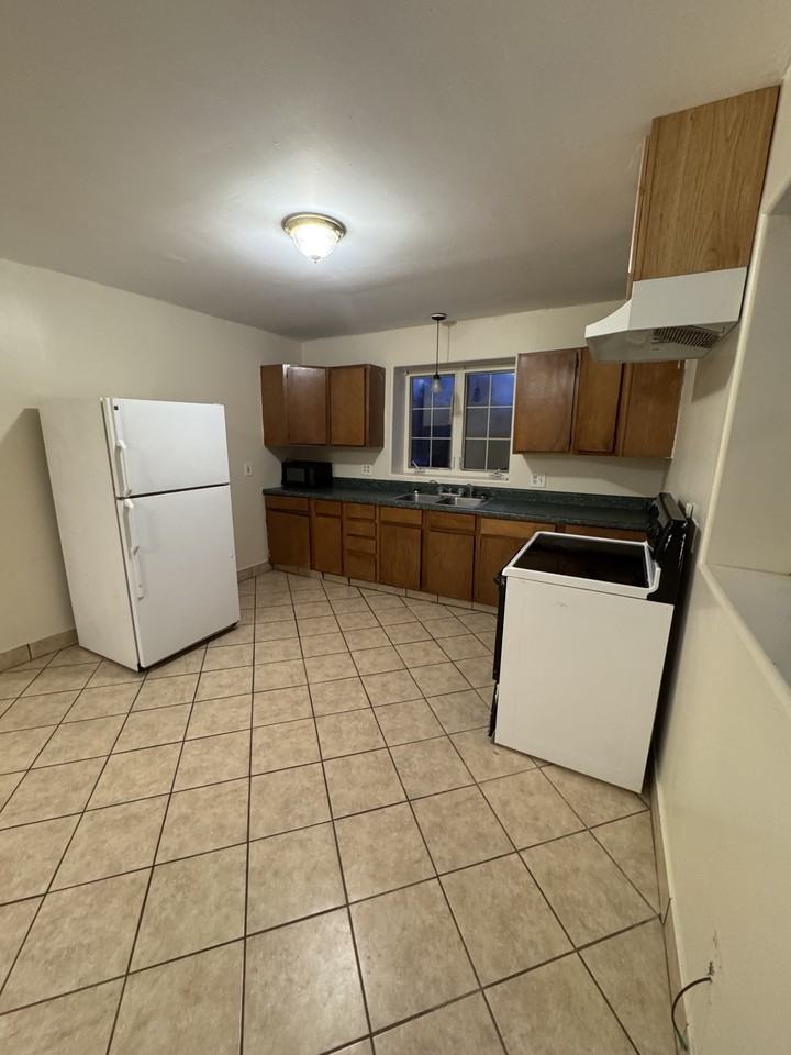184 Lancaster Brook Road - Photo 3 of 8