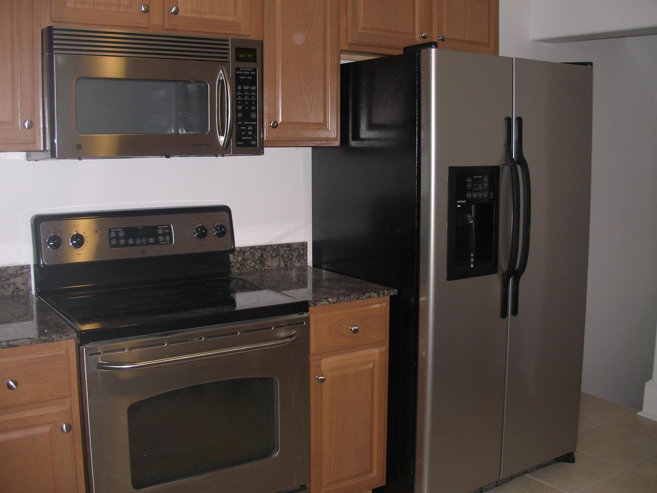 940 W. Susquehanna Avenue - Photo 2 of 6