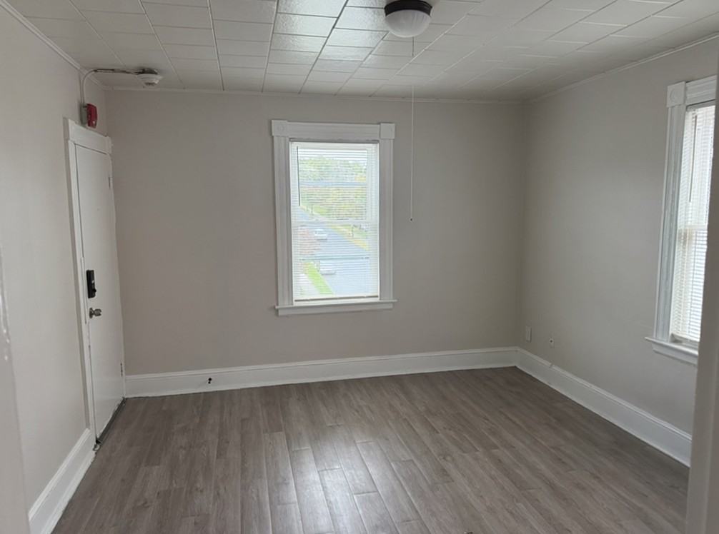 343 High Street - Photo 5 of 6